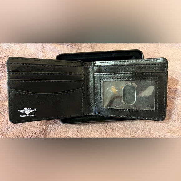 Wallet by Buckle-Down | Rick and Morty | Collectible Tin Included - Picture 4 of 6